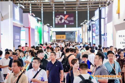 人流如潮星聚上海，百貨盛會(huì)引領(lǐng)家電新風(fēng)尚——第116屆中國日用百貨商品交易會(huì)盛大開幕聚焦家用電器銷售